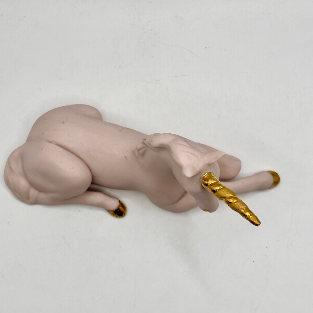 Unicorn Pink Porcelain Figurine with Gold Horn and hooves. - Picture 13 of 13